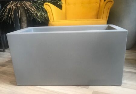 cvetlično korito beton videz