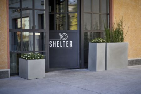 Okrasni lonec Tower Diamond 70 x 40 x 40 cm cement sive barve