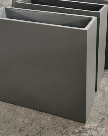 Cvetlično korito Astra sive barve 90 x 32 x 80 cm